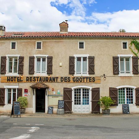 Hotel Restaurant Des Grottes Du Pech Merle Cabrerets Exterior photo